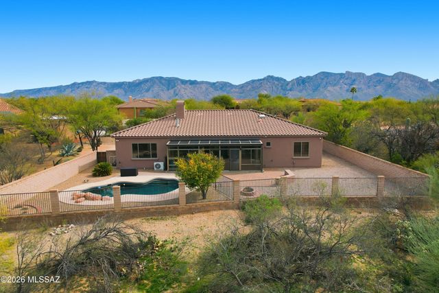 12269 N Washbed Drive, Oro Valley, AZ 85755