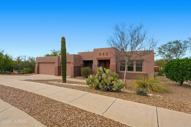 12269 N Washbed Drive, Oro Valley, AZ 85755