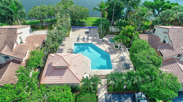 5205 Majorca Club Drive, Boca Raton, FL 33486