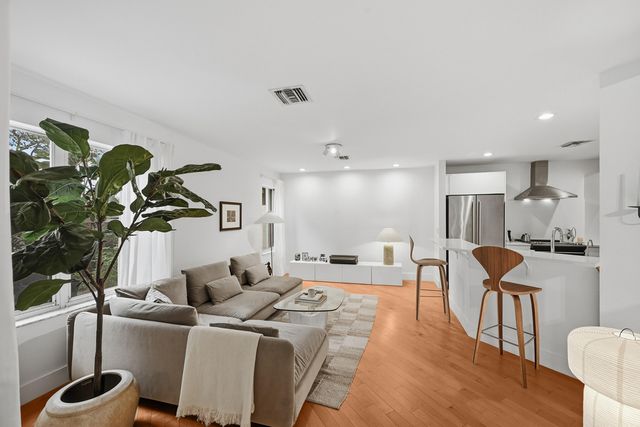 5205 Majorca Club Drive, Boca Raton, FL 33486