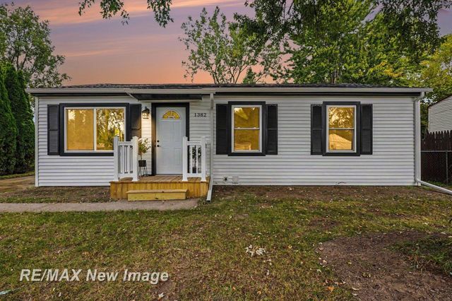 1382 Flanders Drive, Saginaw, MI 48604