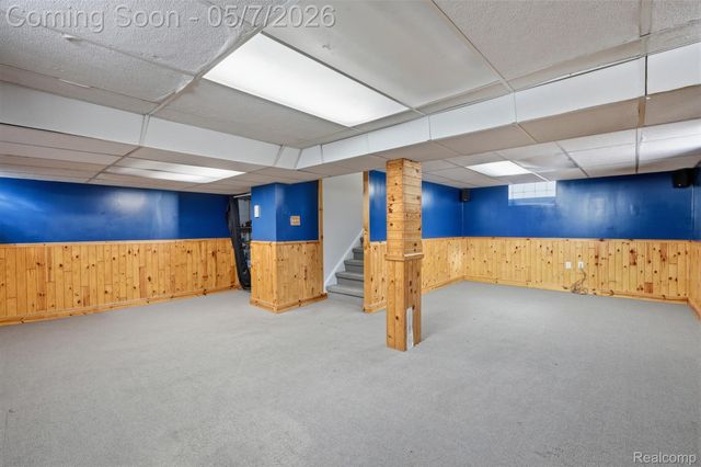 6595 Winona Avenue, Allen Park, MI 48101