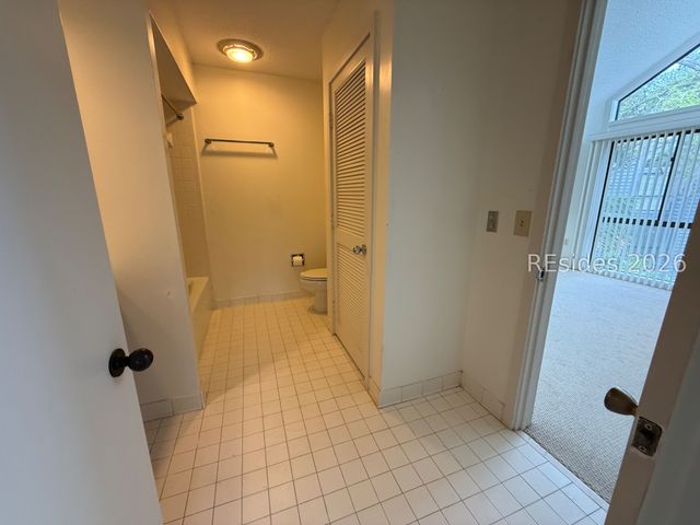 59 Carnoustie Rd Apt 239, Hilton Head Island, SC 29928