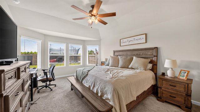 10520 Deussen Lane, Texas City, TX 77591