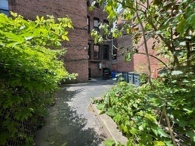 181 Northampton Street 4, Boston, MA 02118
