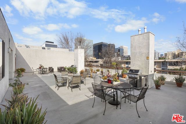 729 S Hobart Boulevard 40, Los Angeles, CA 90005