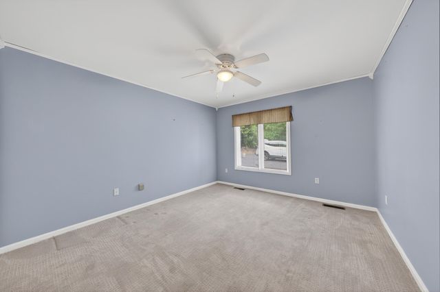 107 Creeden DR, Moneta, VA 24121