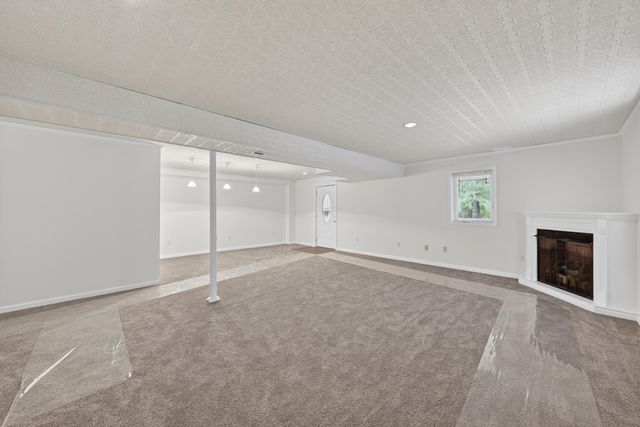 107 Creeden DR, Moneta, VA 24121