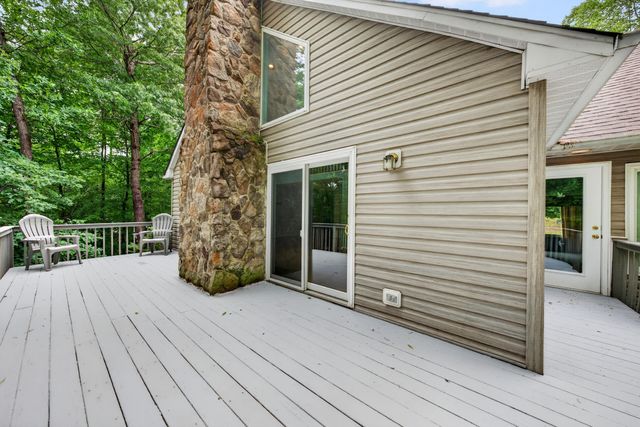 107 Creeden DR, Moneta, VA 24121