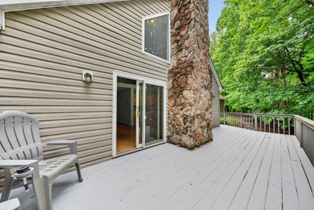 107 Creeden DR, Moneta, VA 24121