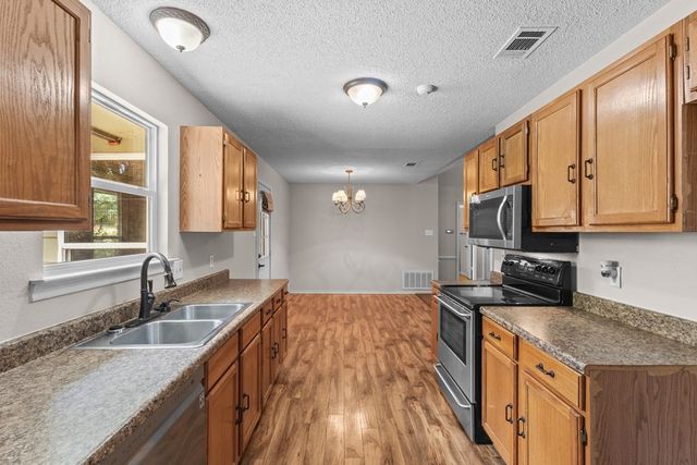 402 Admiral Drive, Gun Barrel City, TX 75156