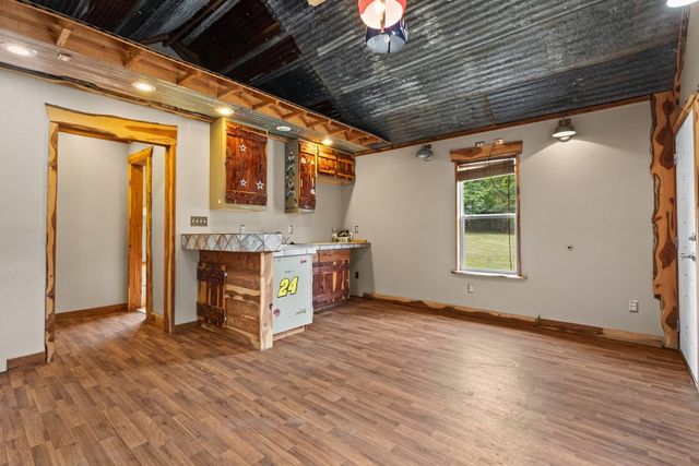 402 Admiral Drive, Gun Barrel City, TX 75156
