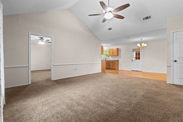 402 Admiral Drive, Gun Barrel City, TX 75156