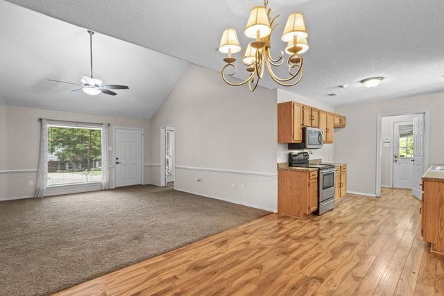 402 Admiral Drive, Gun Barrel City, TX 75156