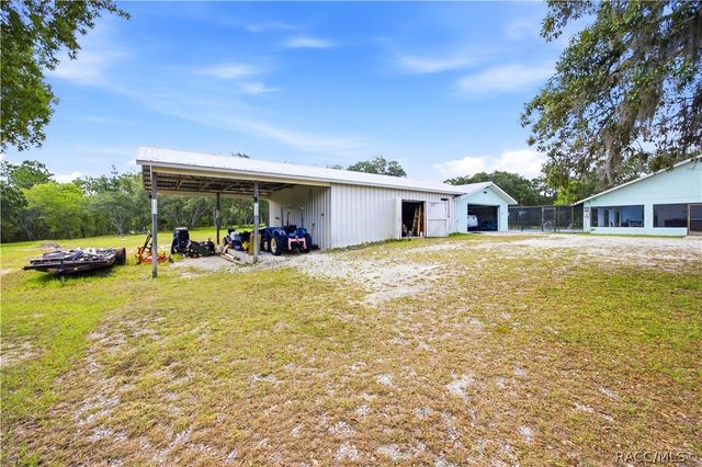 6175 S Canna Lily Avenue, Homosassa, FL 34446
