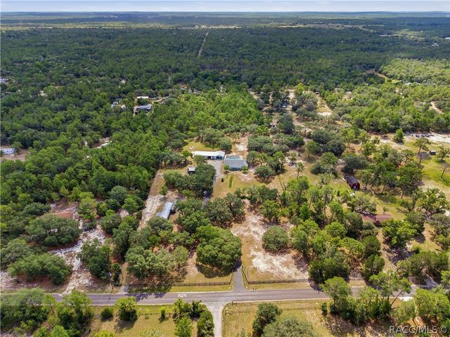 6175 S Canna Lily Avenue, Homosassa, FL 34446