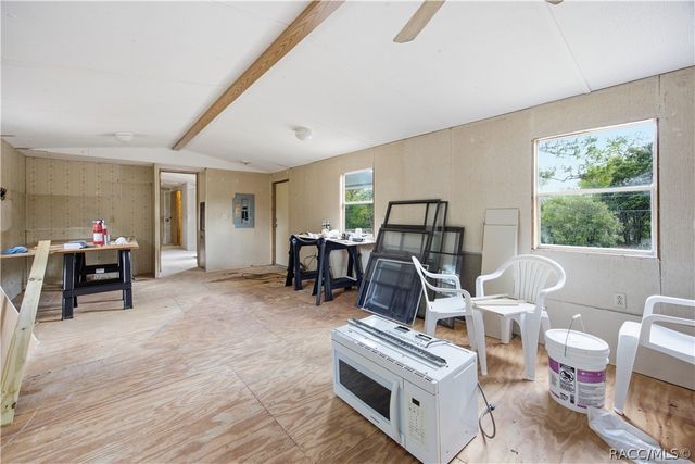 6175 S Canna Lily Avenue, Homosassa, FL 34446