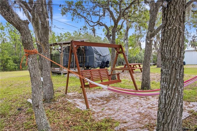 6175 S Canna Lily Avenue, Homosassa, FL 34446