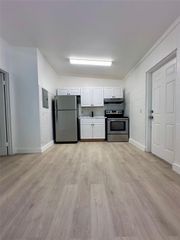 320 NE 13th Ave 02, Boynton Beach, FL 33435