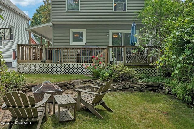 143 Manchester Road, Schenectady, NY 12304