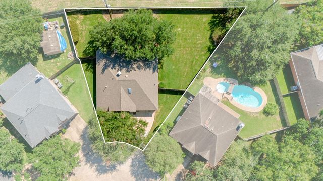 16811 Pheasant Ridge, Sugar Land, TX 77498