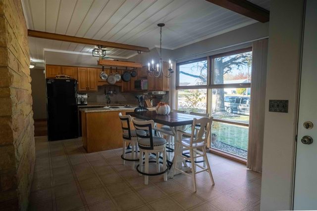 206 Loma Street, Waterloo, IA 50701