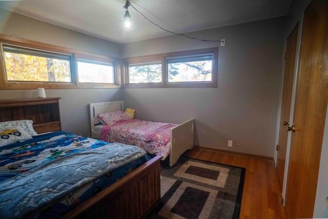 206 Loma Street, Waterloo, IA 50701