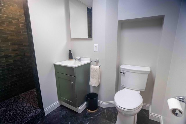 206 Loma Street, Waterloo, IA 50701