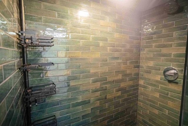 206 Loma Street, Waterloo, IA 50701