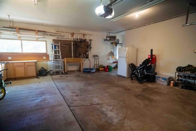 206 Loma Street, Waterloo, IA 50701