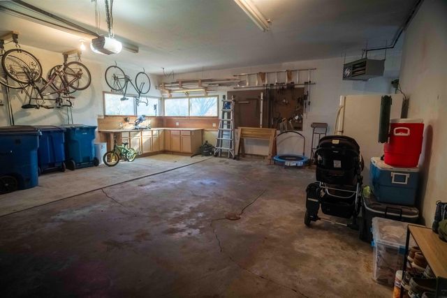 206 Loma Street, Waterloo, IA 50701