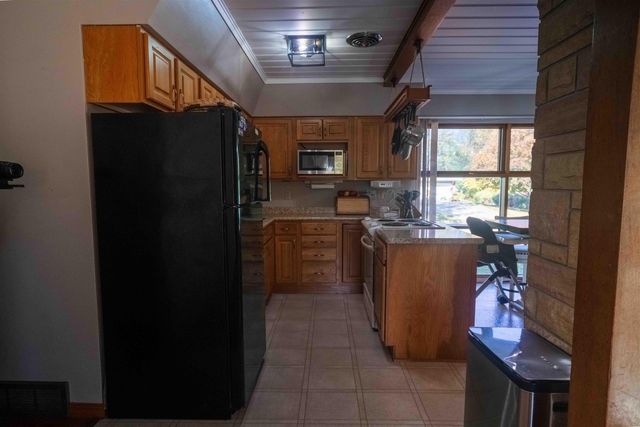 206 Loma Street, Waterloo, IA 50701