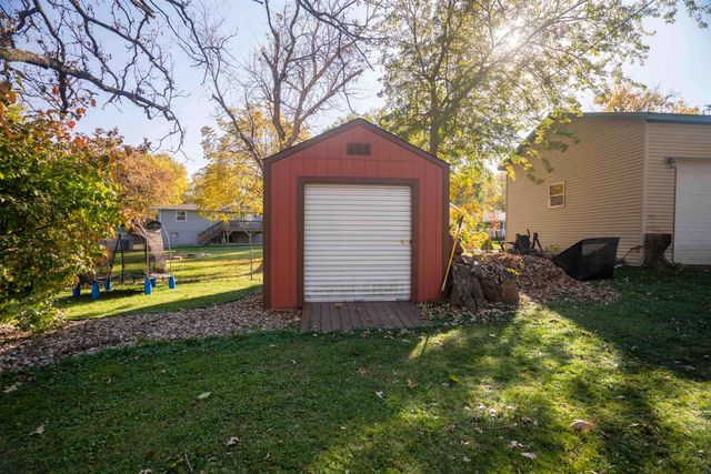 206 Loma Street, Waterloo, IA 50701