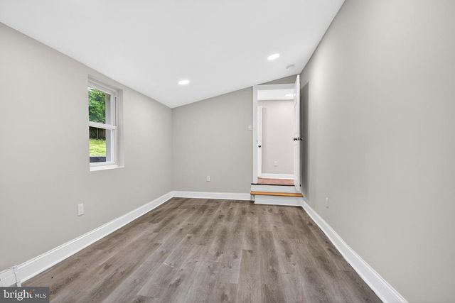 31 EMMETT ST, Phoenixville, PA 19460