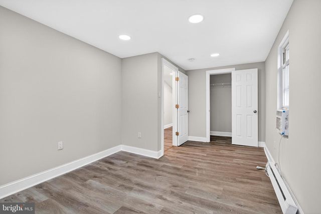 31 EMMETT ST, Phoenixville, PA 19460