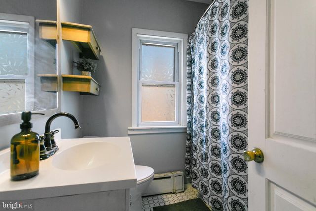 326 BURMONT RD, Drexel Hill, PA 19026