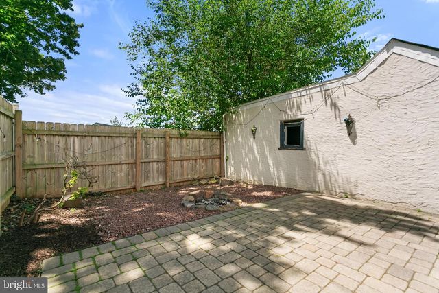 326 BURMONT RD, Drexel Hill, PA 19026