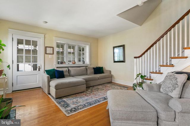 326 BURMONT RD, Drexel Hill, PA 19026