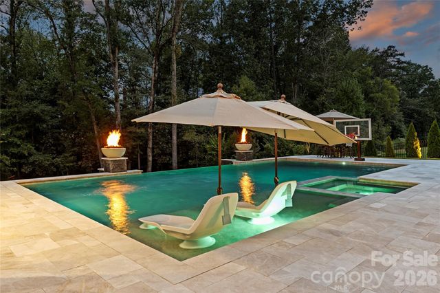 5035 Beacon Avenue, Monroe, NC 28110