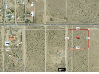 45 Street W Sweetser, Rosamond, CA 93560