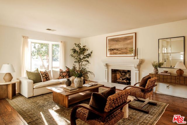 5356 Ambridge Drive, Agoura Hills, CA 91301