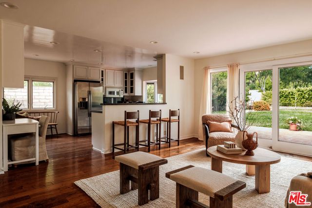 5356 Ambridge Drive, Agoura Hills, CA 91301