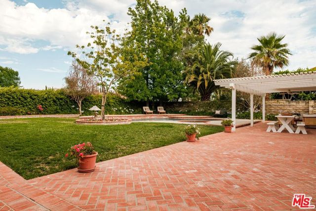 5356 Ambridge Drive, Agoura Hills, CA 91301