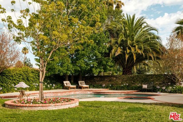 5356 Ambridge Drive, Agoura Hills, CA 91301