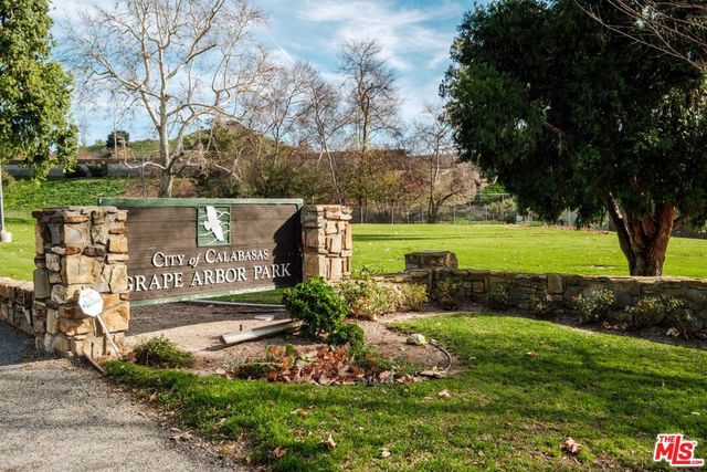 5356 Ambridge Drive, Agoura Hills, CA 91301