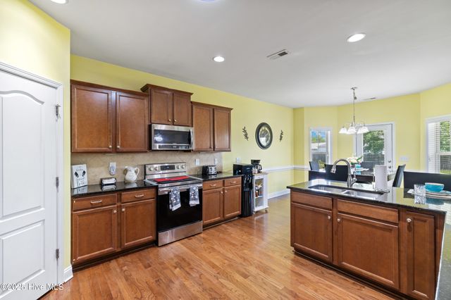 102 Mary Frances Way, Pikeville, NC 27863