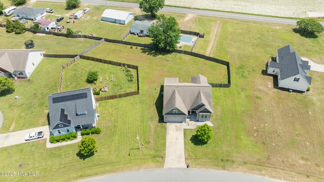 102 Mary Frances Way, Pikeville, NC 27863