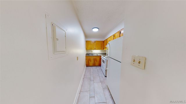 827 S Perry Street 11, Montgomery, AL 36104