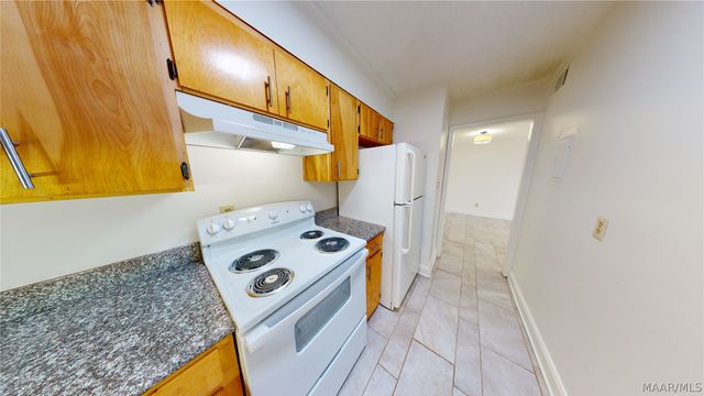 827 S Perry Street 11, Montgomery, AL 36104