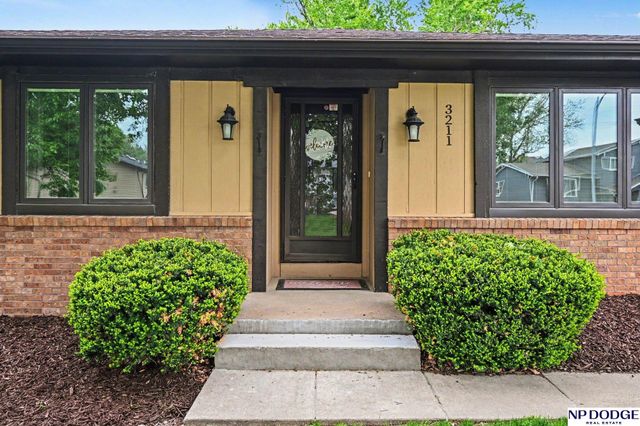 3211 S 131 Circle, Omaha, NE 68144